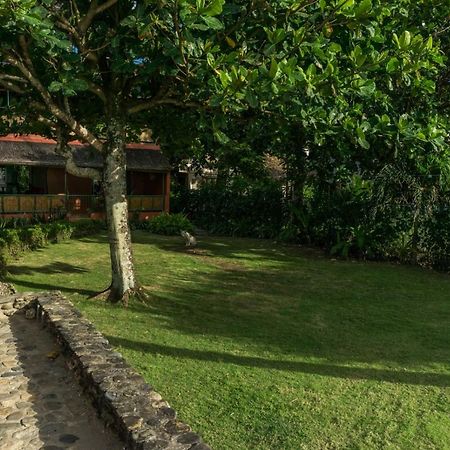 Hangout Beach Resort Caticlan Buitenkant foto
