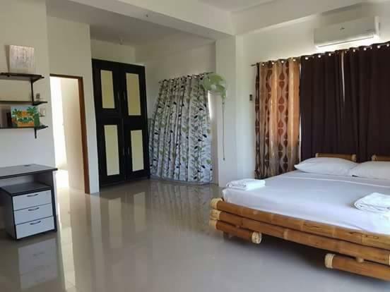 Hangout Beach Resort Caticlan Buitenkant foto
