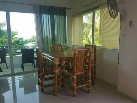Hangout Beach Resort Caticlan Buitenkant foto